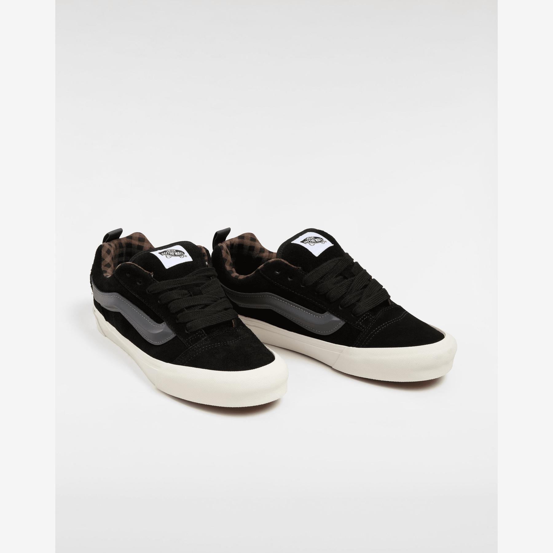 product/2/0/2025_10_vans_vn000cs0239_1.jpg