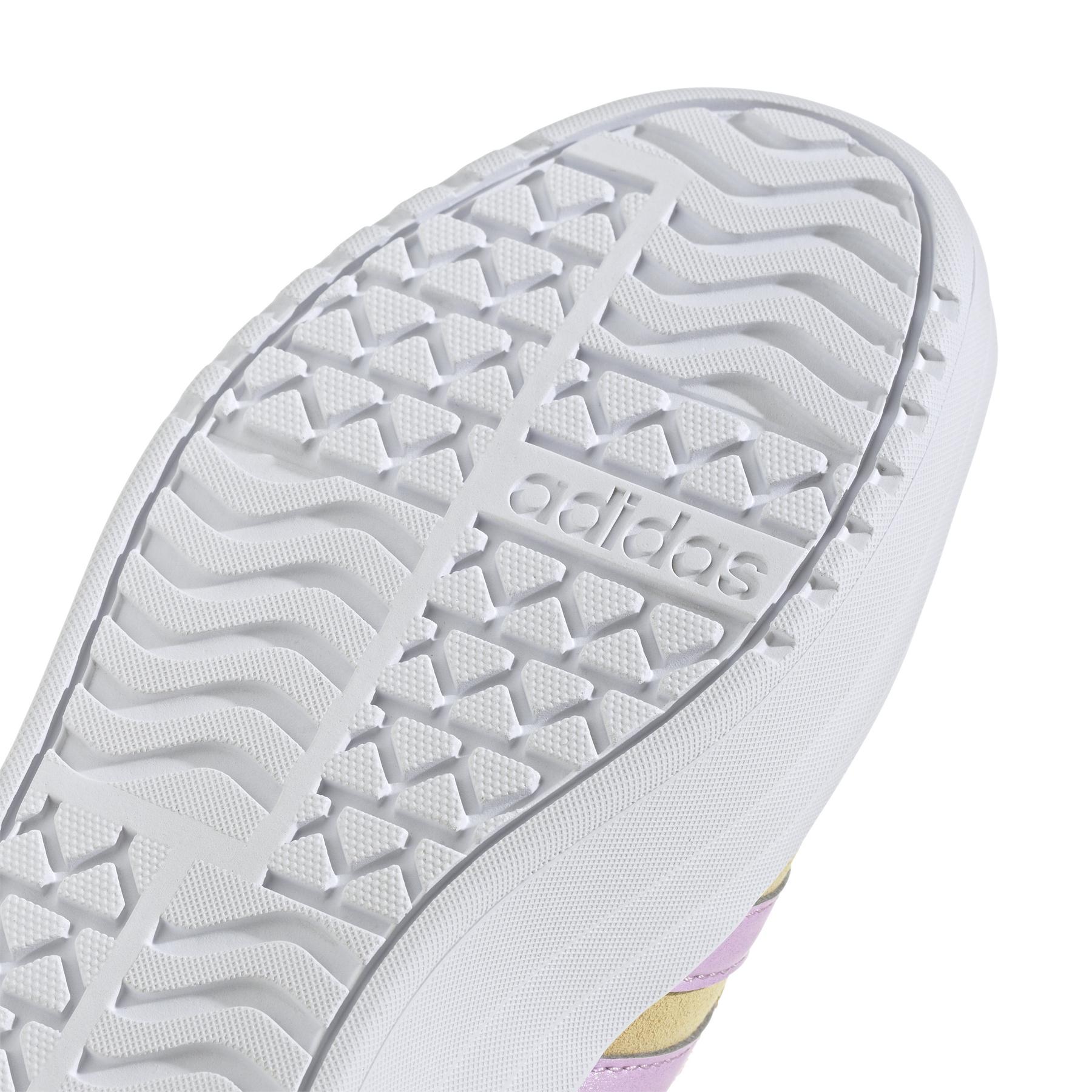product/a/d/adidas_ji1019_8_footwear_photography_detail_view_1_white-nw091625.jpg
