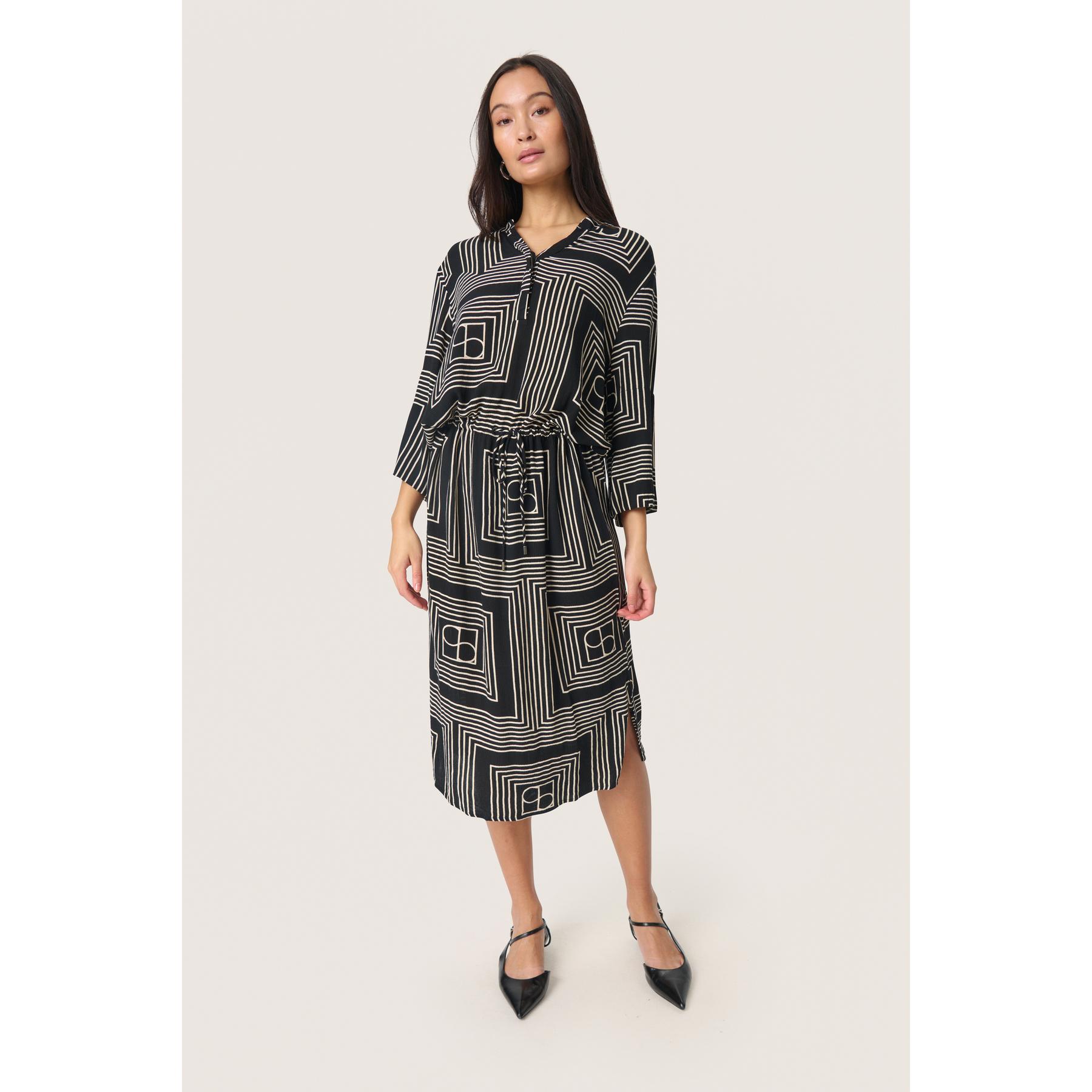 product/s/o/soaked-in-luxury_30403113-303940_3.jpg