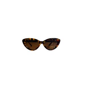 17146602-4399356-solglasogon-for-kvinnor-pieces-alison-svart-tu
