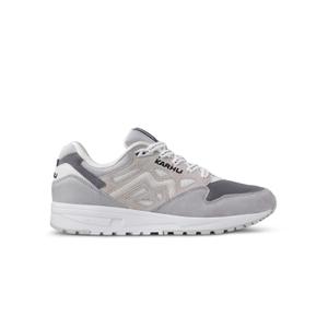 f806021-tranare-karhu-legacy-96-dawn-blue-bright-white-f806021-gra-morkgra-vit