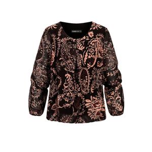 5202cl5-00007-chiffongblus-med-prydnadstryck-pa-dammodell-cloud5ive-svart