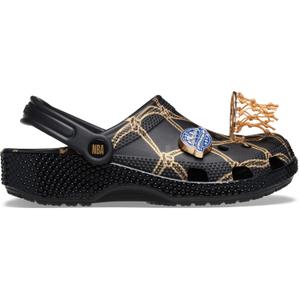 210902-90h-traskor-crocs-nba-classic-clog-multi
