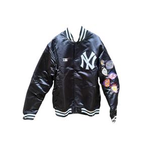 db017pmmlmk636587jk-jacka-47brand-mlb-new-york-yankees-multi-sh-kingsland-jet-svart