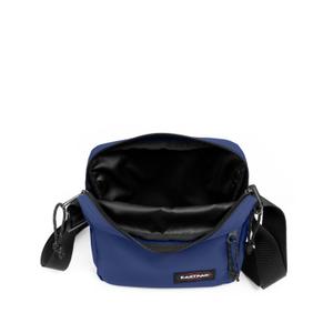 ek0a5bib5s9-vaska-eastpak-the-bigger-one-bla-tu