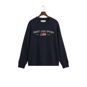 2067014-433-sweatshirt-med-rund-halsringning-gant-graphic-kvallsbla