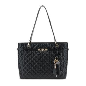hwgg81-57250-bla-tygvaska-for-kvinnor-guess-idra-noel-svart-tu