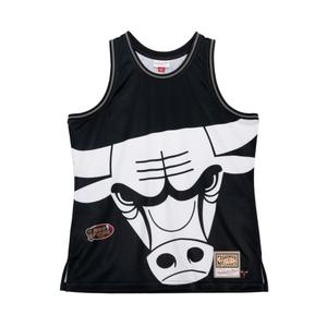 tmtk1061-cbuyypppblck-linne-mitchell-ness-big-face-3-0-chicago-bulls-svart