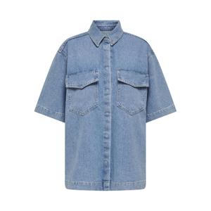 15295757-4240978-oversize-skjorta-for-kvinnor-only-sophie-ljusbla-jeans