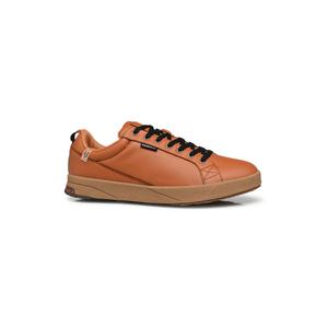 sao2110-770-tranare-saola-bergen-2-0-waterproof-karamell