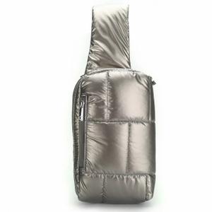 570446-silverchrome-ryggsack-for-kvinnor-silfen-studio-alberte-silver-krom-30x14x9-cm