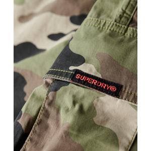 w7011052a-2ut-cargo-byxor-for-kvinnor-superdry-camouflage-jacket