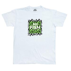 tee-print-camovert-white-t-shirt-med-gron-kamouflageteckning-big-fish-vit