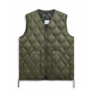taion-001alszml-1-d-olive-militarjacka-med-v-ringning-och-dragkedja-taion-coquille-souple-mork-oliv