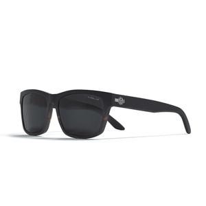 ul-s14-02-un-solglasogon-uller-ushuaia-svart-skoldpadda-svart-tu
